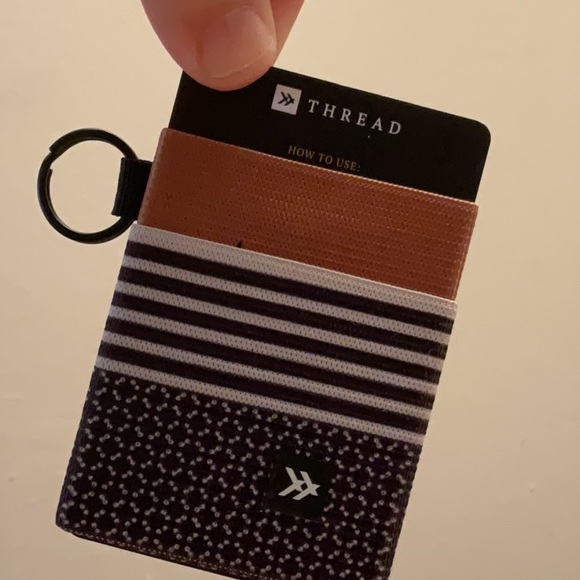 NWT Thread Compact Elastic Wallet - Picture 8 of 9